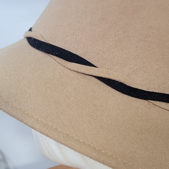 Vintage Doeskin Cloche Hat Tan Women\'s One Size Wool with Black Ribbon Winter main image 13